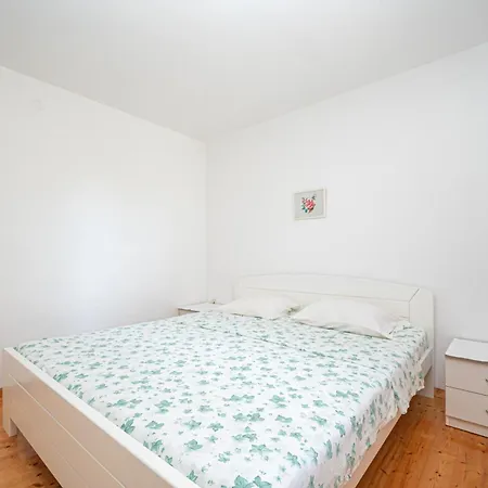 Secluded Fisherman's Zman, Dugi Otok - 19000 Ferienhaus