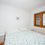 Secluded Fisherman's Zman, Dugi Otok - 19000 Holiday home Zman