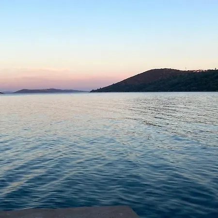 Holiday home Secluded Fisherman's Zman, Dugi Otok - 19000 *
