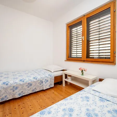 Holiday home Secluded Fisherman's Zman, Dugi Otok - 19000 Zman